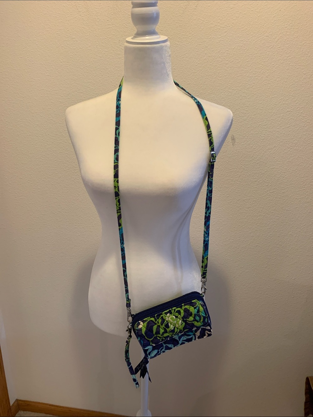Quilted Vera Bradley Floral Crossbody Bag in Navy&Lime/Katalina Blues Pattern